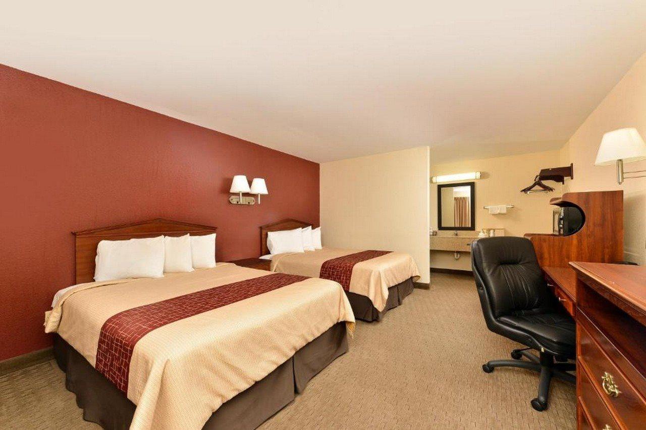 Red Roof Inn Долтон Экстерьер фото